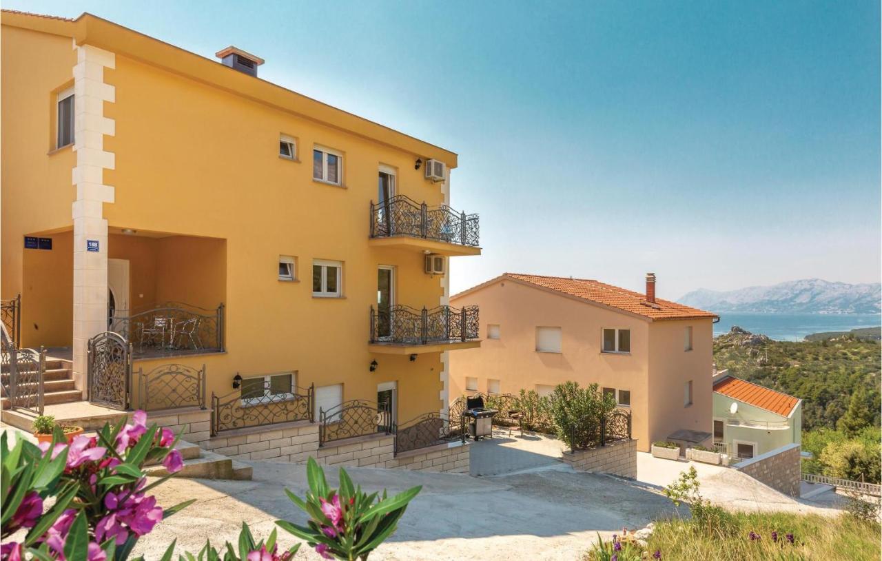 Amazing Apartment In Krvavica With Wifi Dış mekan fotoğraf