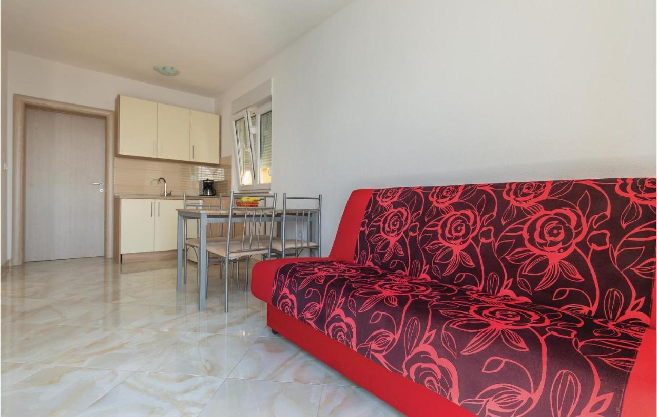 Amazing Apartment In Krvavica With Wifi Dış mekan fotoğraf