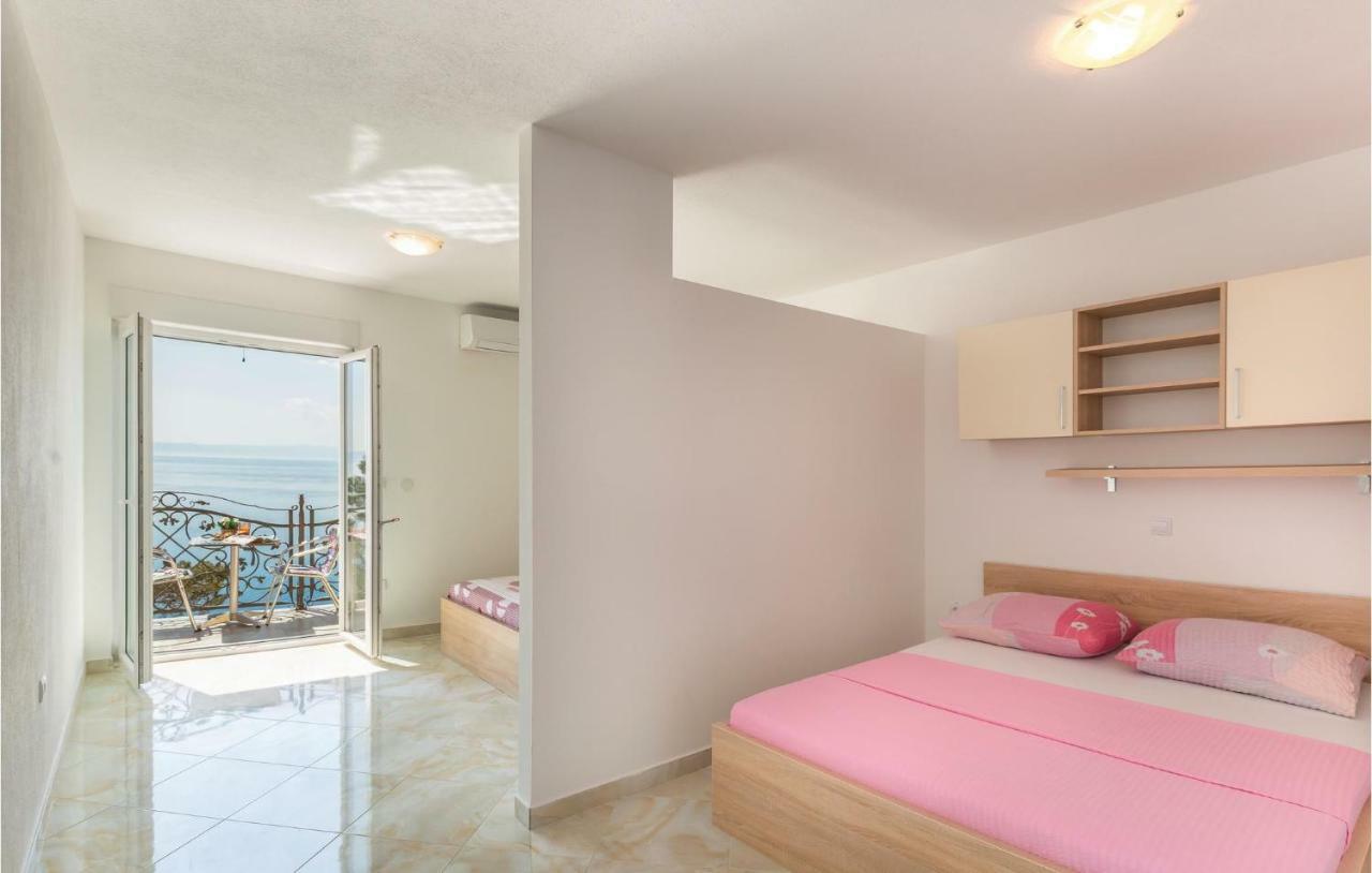 Amazing Apartment In Krvavica With Wifi Dış mekan fotoğraf
